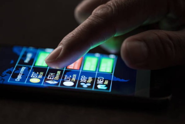 Qué ventajas nos brinda invertir en criptomonedas